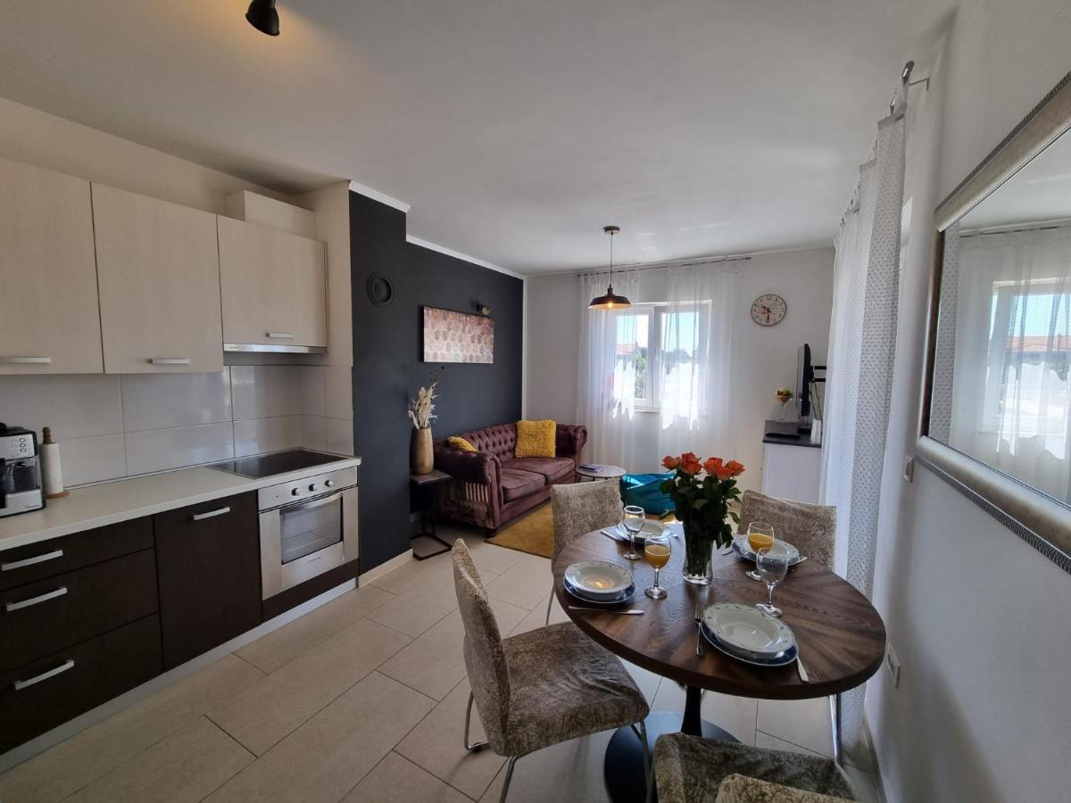 Apartman Marija Biograd Na Moru Exterior photo